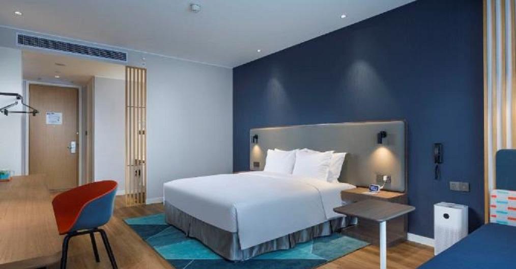 Holiday Inn Express Shanghai Kangqiao By Ihg Экстерьер фото